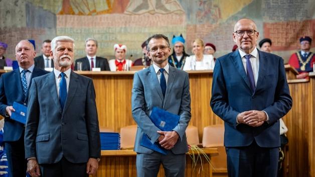 Jan Novák z Hematologické kliniky 3. LF UK a FNKV jmenován profesorem